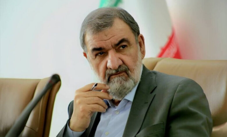 محسن رضائي: إذا استمرت الحرب الاقتصادية، فلن يُصدّر ولو قطرة نفط واحدة من المنطقة