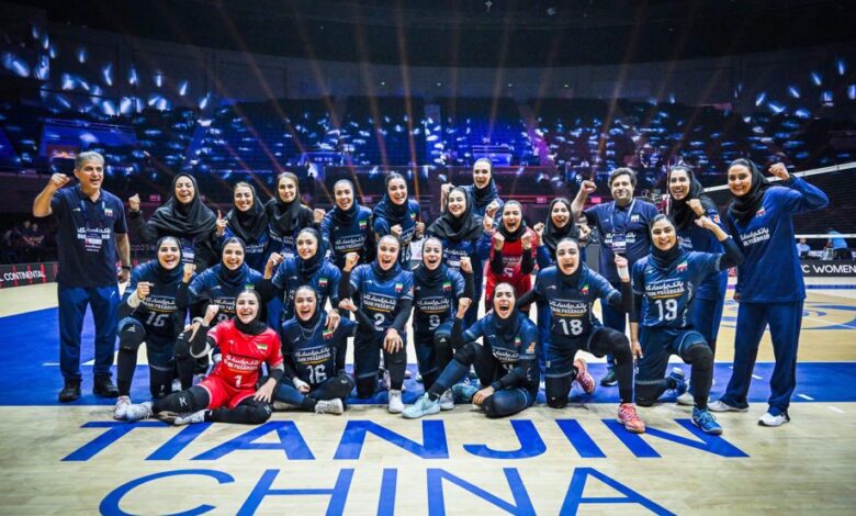منتخب إيران للكرة الطائرة للسيدات يصل إلى 100 نقطة تاريخية بعد فوزه ببطولة آسيا