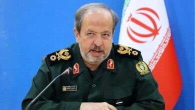 وزیر الدفاع بالوکالة: لا نُفاجَأ ولا نقف مکتوفي الأیدي