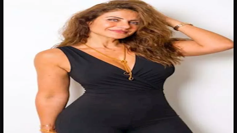 “بين العصرية والبساطة”.. هيدي كرم تخطف الأنظار بإطلالة صيفية جذابة