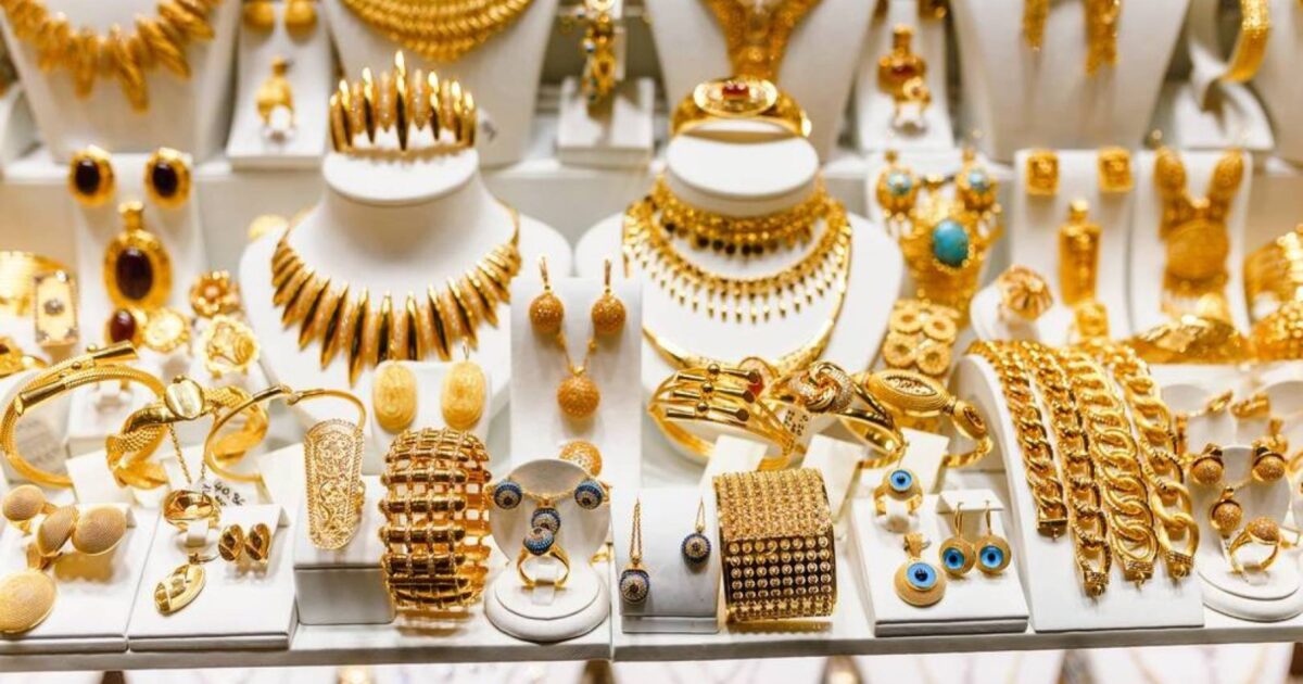 أسعار الذهب اليوم في الأسواق العربية.. الأونصة تتماسك قرب 4283 دولارًا وسط ترقب للفائدة الأميركية