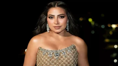 إطلالة أنيقة وناعمة.. بوسي تخطف الأنظار بلوك مميز