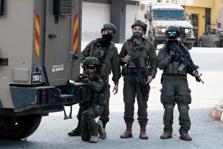 اقتحامات واعتقالات متواصلة في الضفة والقدس.. الاحتلال يصعّد حملاته الميدانية - صورة مميزة اقتحامات واعتقالات متواصلة في الضفة والقدس.. الاحتلال يصعّد حملاته الميدانية