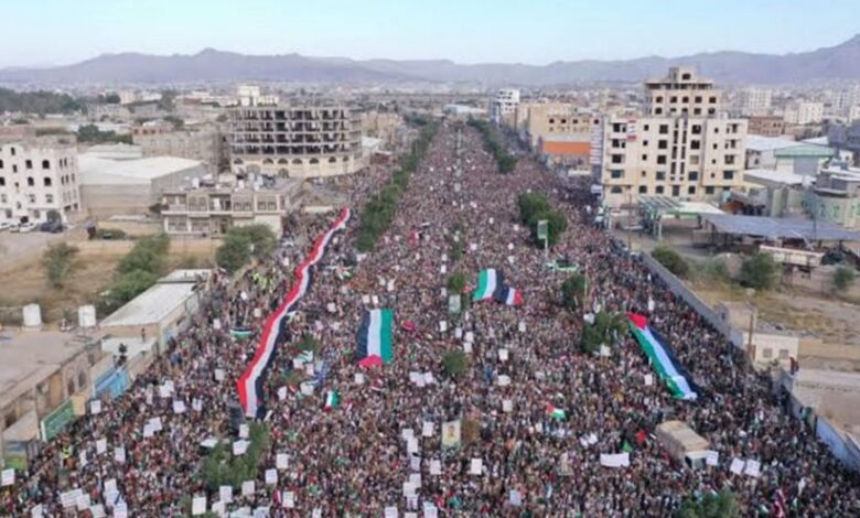 الثورة اليمنية المباركة ’21 سبتمبر’: من بزوغ الفجر إلى فضاء السيادة والاستقلال