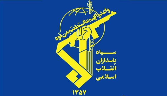 الحرس الثوري الإيراني: استهداف ناقلة نفط مخالفة ترفع العلم التوغولي وإيقافها بعد اشتعال النيران فيها