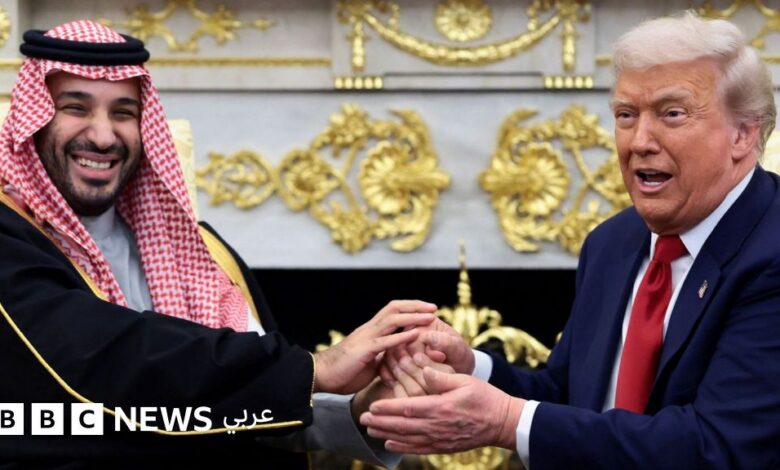 السعودية تطلب مساعدة أمريكية لقتال الحوثيين، وتوقف “احترازياً” خط أنابيب شرق-غرب النفطي