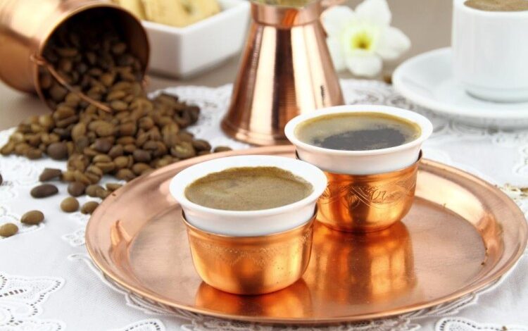 القهوة السعودية بالهيل والزعفران