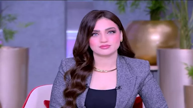 بالأبيض والإكسسوارات الذهبية.. ياسمين عز تخطف الأنظار بإطلالة صيفية - صورة مميزة صورة مميزة: بالأبيض والإكسسوارات الذهبية.. ياسمين عز تخطف الأنظار بإطلالة صيفية