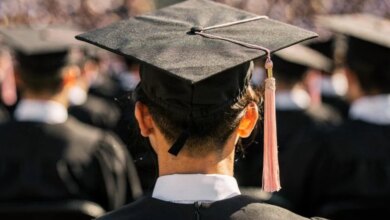 تعتبر اختلالات التوازن بين الجنسين في التخصصات الجامعية أكثر تعقيدًا مما تبدو عليه