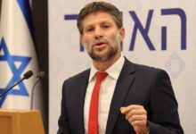 سموتريتش يدعو إلى إبقاء غزة مدمّرة لتهجير سكانها وسلبهم أمل إعادة إعمارها