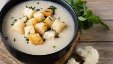 شوربة القرنبيط الكريمية