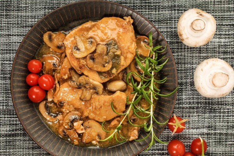 طريقة عمل ستيك دجاج بصلصة الفطر – وصفات طبخ – وصفات دجاج - صورة مميزة طريقة عمل ستيك دجاج بصلصة الفطر – وصفات طبخ – وصفات دجاج