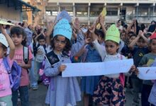 طلاب غزة يعودون للدراسة بين الخيام والركام بعد سنوات الحرب