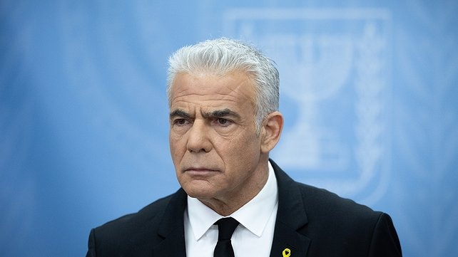 لبيد: إحاطة نتنياهو الأمنية لم تتضمن أي إشارة إلى حادثة الطائرة – بتوقيت بيروت