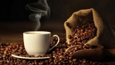 ما الذي تفعله رائحة القهوة في دماغك قبل أول رشفة؟