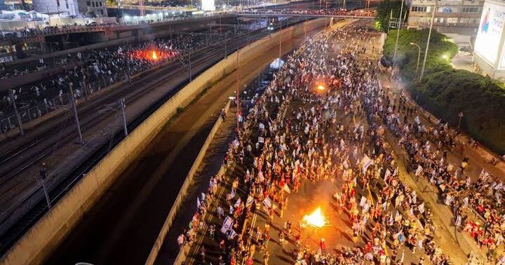 مظاهرات في مدن إسرائيلية احتجاجاً على نتنياهو وسياسات حكومته