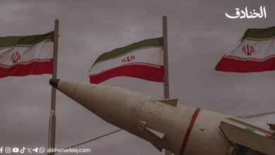 من قاعدة الأزرق إلى المدمرات الأميركية.. إيران توسع دائرة الرد برًّا وبحرًا