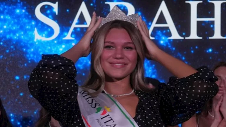 من هي سارة ماريا ريزيا الفائزة بلقب ملكة جمال إيطاليا 2026؟