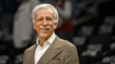 يوافق ستان كرونكي على شراء فريق MLB's Angels وفريق التقييم والشبكة الإقليمية بمبلغ 4 مليارات دولار