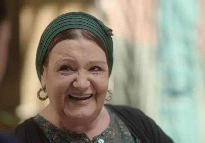 أجرت عملية عاجلة لتركيب مفصل جديد.. إصابة ميمي جمال بكسر في الحوض – أخبار السعودية
