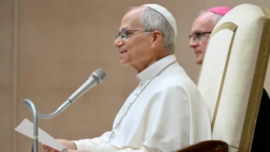أعلن الفاتيكان أن البابا ليو أصيب بسرطان الرئة بعد خضوعه لعملية جراحية