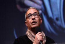 الكاتب الفرنسي الجزائري كمال داود في قفص المساءلة بتهمة استغلال صورة ممثلة جزائرية