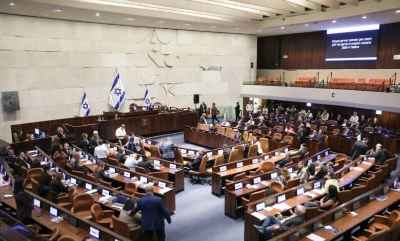 انتخابات الكنيست ومأزق الـ61: هل يصبح الصوت العربي مفتاح تشكيل الحكومة؟