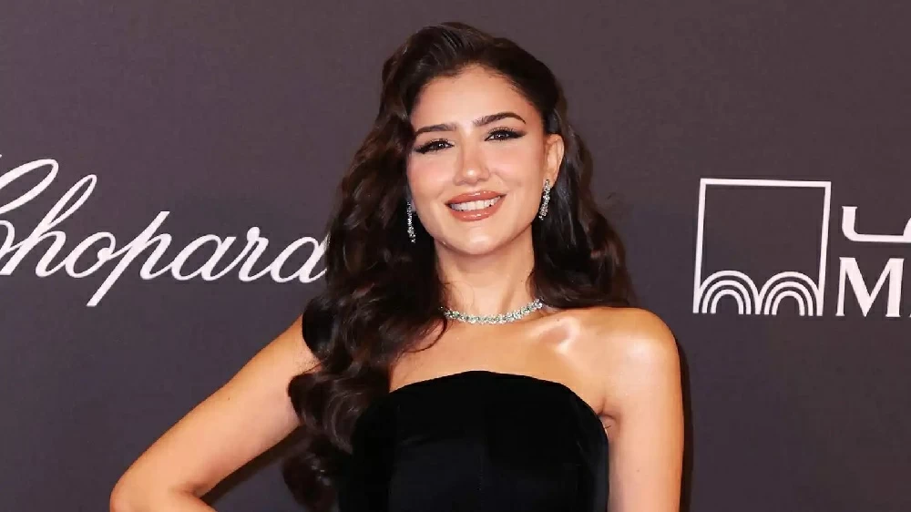 انسحابات فنية تضع مسلسل مي عمر تحت المجهر – أخبار السعودية - صورة مميزة انسحابات فنية تضع مسلسل مي عمر تحت المجهر – أخبار السعودية