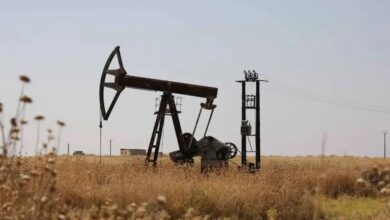 تراجع أسعار النفط مع زيادة صادرات الشرق الأوسط