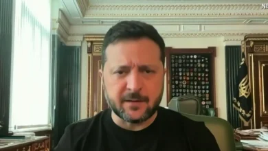 ترامب يدافع عن المواقف المتغيرة بشأن أوكرانيا، ويشيد بالتقدم مع روسيا