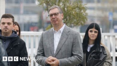 رئيس صربيا السابق يقر بالهزيمة أمام حركة الاحتجاجات الطلابية في الانتخابات العامة