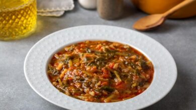 طريقة عمل عدس مطبوخ بالطماطم والسبانخ والكمون الصحي – وصفات طبخ