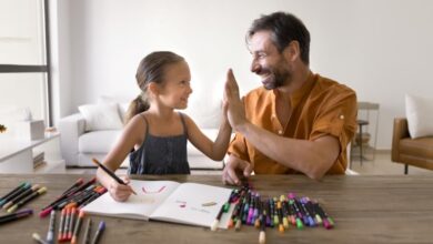 علماء النفس: الكبار أكثر إبداعاً من الأطفال، لكن الخوف من الأخطاء هو أول ما يعيقهم