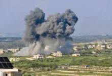 غارات وتفجير على دفعتين.. ماذا يجري في جنوب لبنان؟