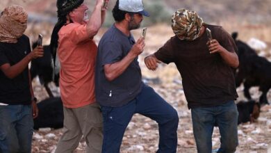 “غولان” يطالب بمحاسبة المستوطنين بعد الاعتداء على دبلوماسيين غربيين بالضفة