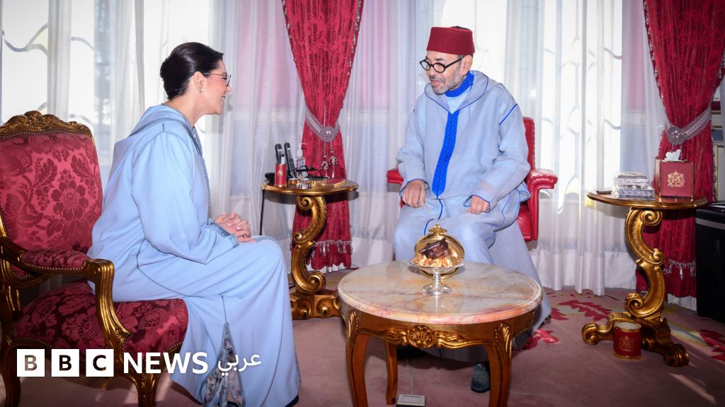 فاطمة المنصوري: ما الذي يمكن أن تغيّره أول امرأة تتولى منصب رئيس وزراء في المغرب لصالح النساء؟ - صورة مميزة فاطمة المنصوري: ما الذي يمكن أن تغيّره أول امرأة تتولى منصب رئيس وزراء في المغرب لصالح النساء؟