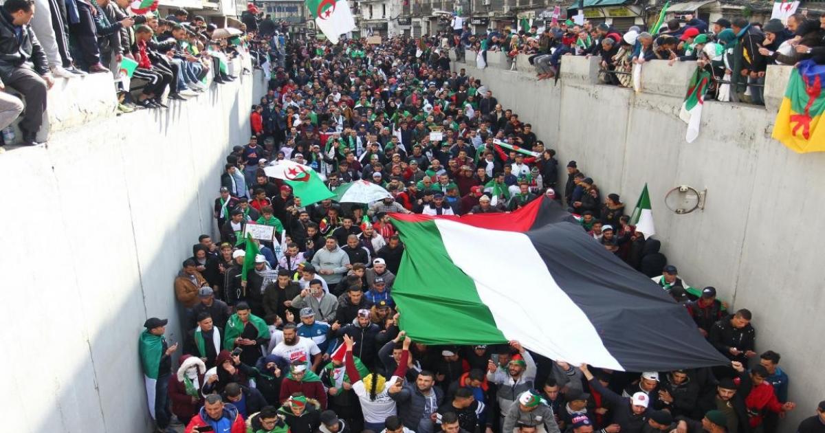 قلق إسرائيلي من انتقال الاحتجاجات الدولية إلى الحكومات – بتوقيت بيروت - صورة مميزة قلق إسرائيلي من انتقال الاحتجاجات الدولية إلى الحكومات – بتوقيت بيروت