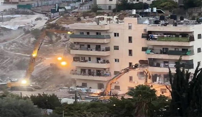 قوات الاحتلال تهدم بناية سكنية من 5 طوابق في ‘الطور’ بالقدس المحتلة - صورة مميزة قوات الاحتلال تهدم بناية سكنية من 5 طوابق في ‘الطور’ بالقدس المحتلة