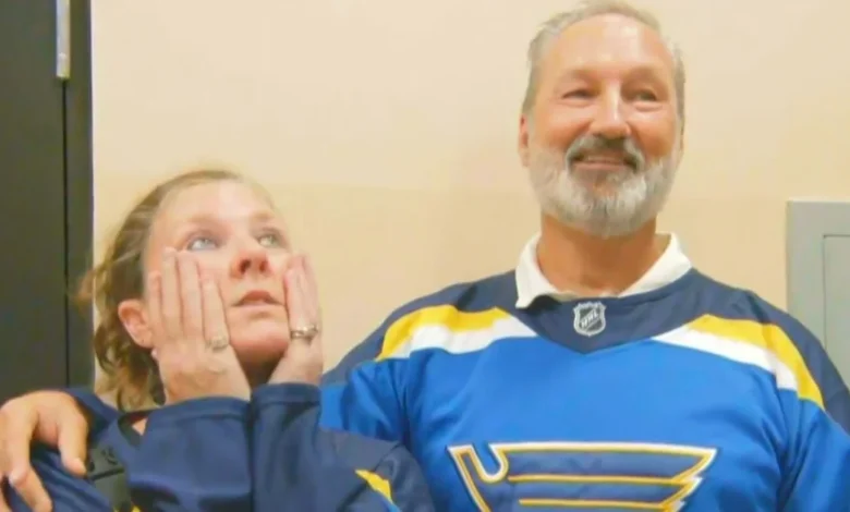 لا يمكن للآباء في NHL أن يكونوا أكثر فخرًا بعد أن دخل ابنهم في عراك بالأيدي أثناء المباراة الأولى