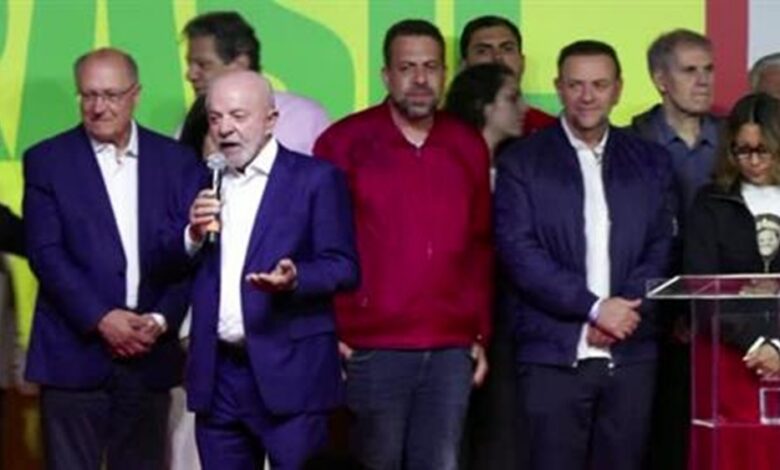 لولا يقول إن نتيجة الجولة الأولى للانتخابات الرئاسية “غير متوقعة” لكنه سيفوز في “الوقت الإضافي”