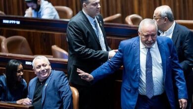 ليبرمان: آيزنكوت يسعى لتشكيل حكومة ائتلافية مع نتنياهو والأحزاب الحريدية