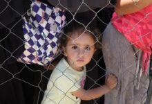 مقتل 350 طفلا في غزة منذ إعلان وقف إطلاق النار، ووفد دبلوماسي يزور الضفة الغربية