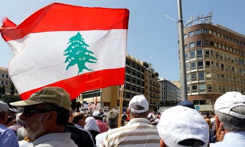 موظفو الإدارة العامة نحو التصعيد.. حمادة يكشف لـ”لبنان 24″…