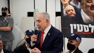 نتنياهو يخشى ارتداد العقوبات.. “إسرائيل” تبحث عن اقتصاد يلتف على العزلة – بتوقيت بيروت