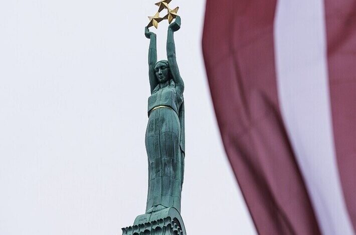 وزير الخارجية اللاتفي الأسبق يدعو ريغا لقيادة الحوار مع روسيا باسم الاتحاد الأوروبي