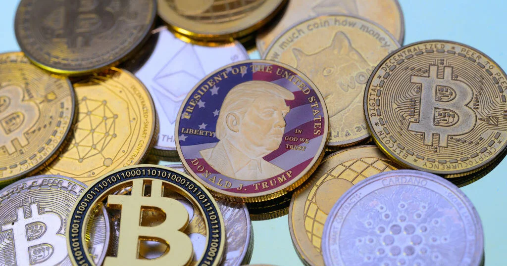يبدو أن كبار مقدمي العروض لحضور حفل عشاء عملة ترامب التذكارية يقيمون في دول أجنبية