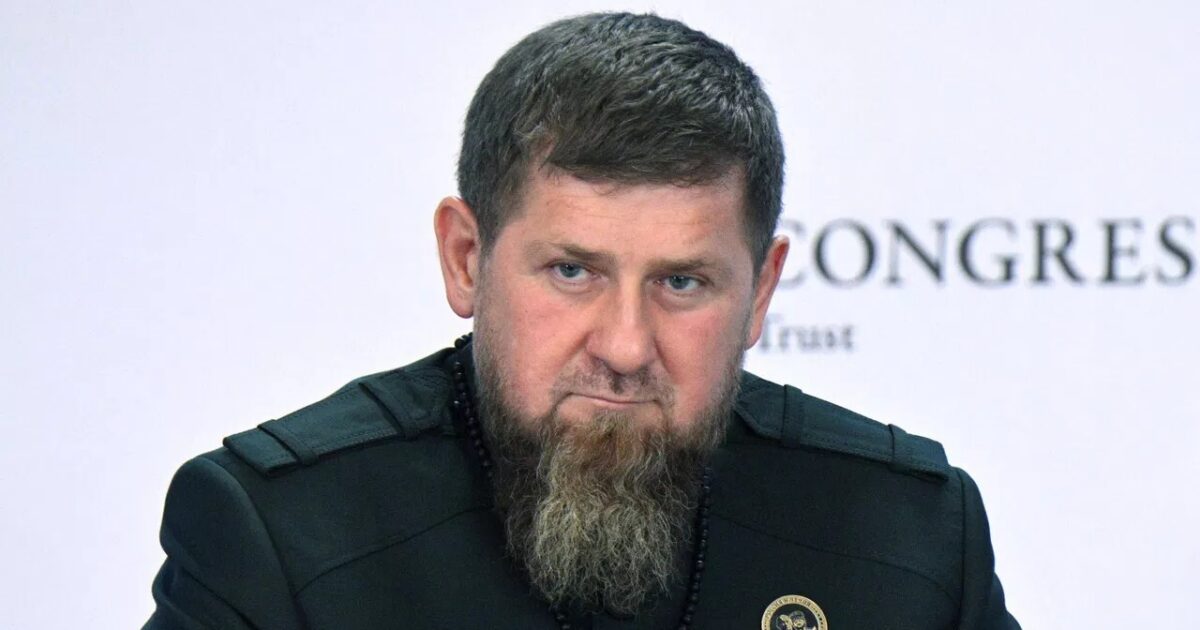 “ما من طريق للعودة”.. قديروف يوجه رسالة حادة إلى معارضين شيشانيين مقيمين في أوروبا - صورة مميزة “ما من طريق للعودة”.. قديروف يوجه رسالة حادة إلى معارضين شيشانيين مقيمين في أوروبا