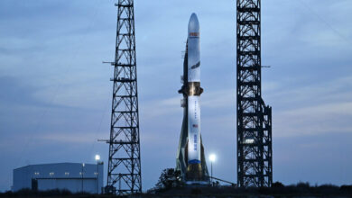 Blue Origin تستأنف اختبارات صاروخها الفضائي الثقيل