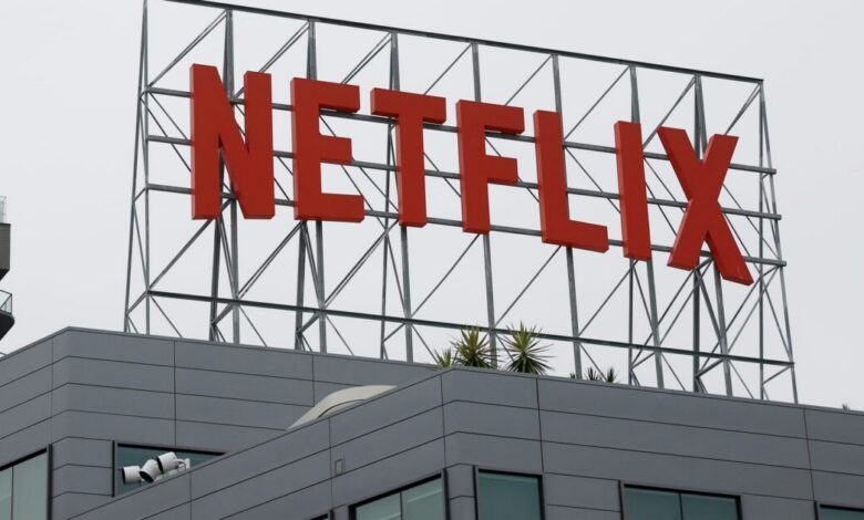 Netflix تخطط لتسريح ما يقرب من 1000 موظف، أو 6% من القوى العاملة