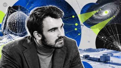Увидеть Вселенную обнаженной: физик Максим Вялков о нейтрино и детекторах будущего